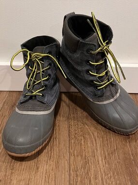 Sorel Cheyanne II Camo Waterproof Boots